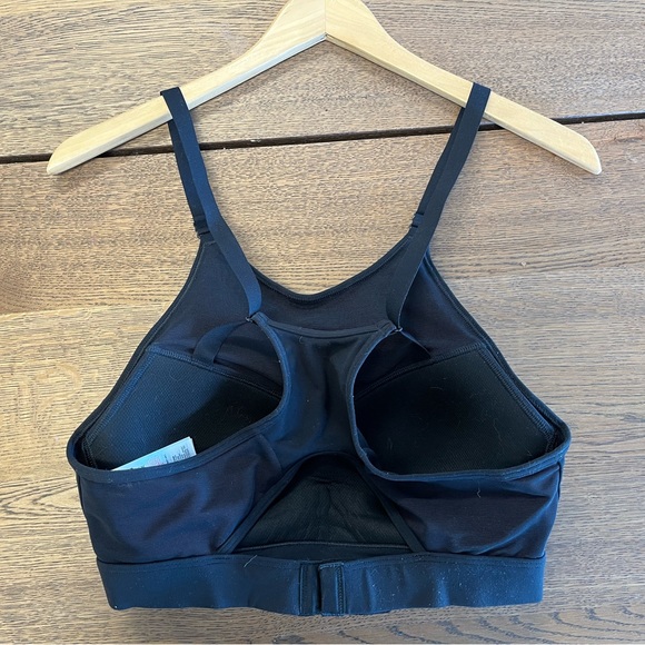 Gymshark sports bra - Picture 4 of 5